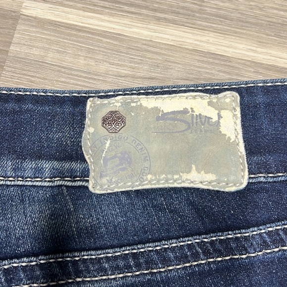 Silver jeans Bermuda mid blue denim jean shorts size 28 - Picture 8 of 8